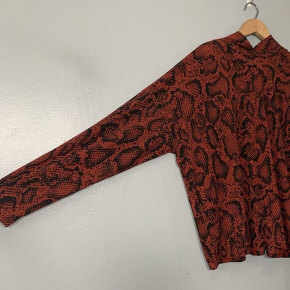Mob Wife Size XXL Snakeskin Print Crepe Mock Neck Blouse Rust Earthy Goblincore - Picture 3 of 9